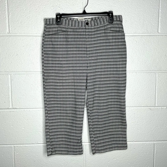 Faded Glory Pants - < Vintage Faded Glory Plaid Pattern Capris >